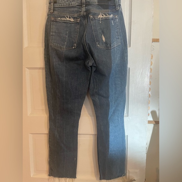 Abercrombie & Fitch High Rise Mom Jean - Picture 6 of 7